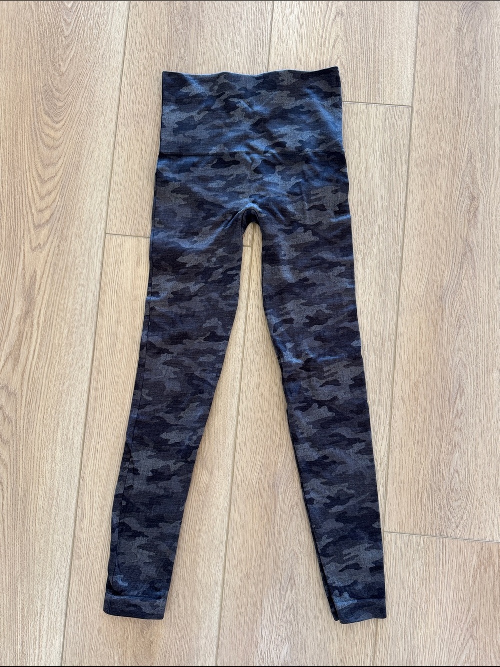 SPANX Black & Gray Camo High-Rise Leggings